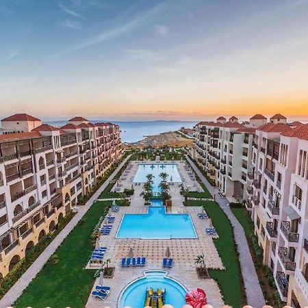 Premium Sea View 2 Bedrooms 2 Bathrooms Apartment Located Within Gravity Hotel & Aquapark الغردقة المظهر الخارجي الصورة