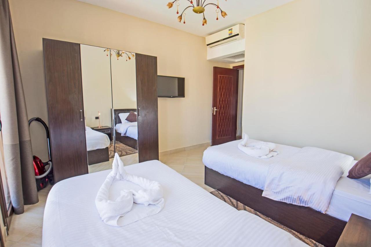 Premium Sea View 2 Bedrooms 2 Bathrooms Apartment Located Within Gravity Hotel & Aquapark الغردقة المظهر الخارجي الصورة