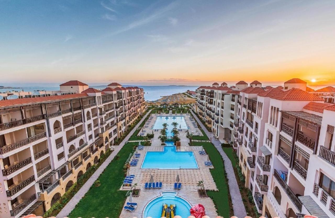 Premium Sea View 2 Bedrooms 2 Bathrooms Apartment Located Within Gravity Hotel & Aquapark الغردقة المظهر الخارجي الصورة